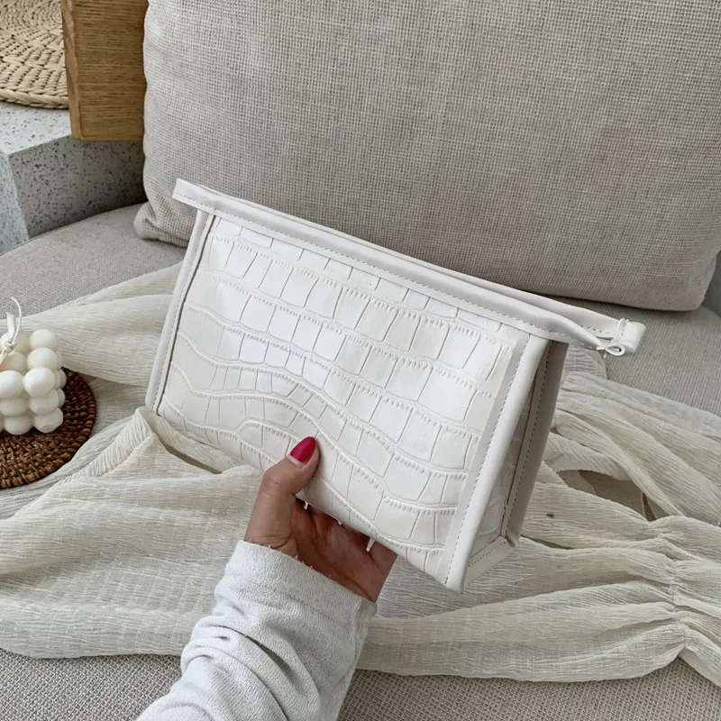 

New Crocodile Pattern Cosmetic Bag Large Capacity Toilet Bag Portable Travel Waterproof Storage Bag Fashion Zipper Makeup Bag