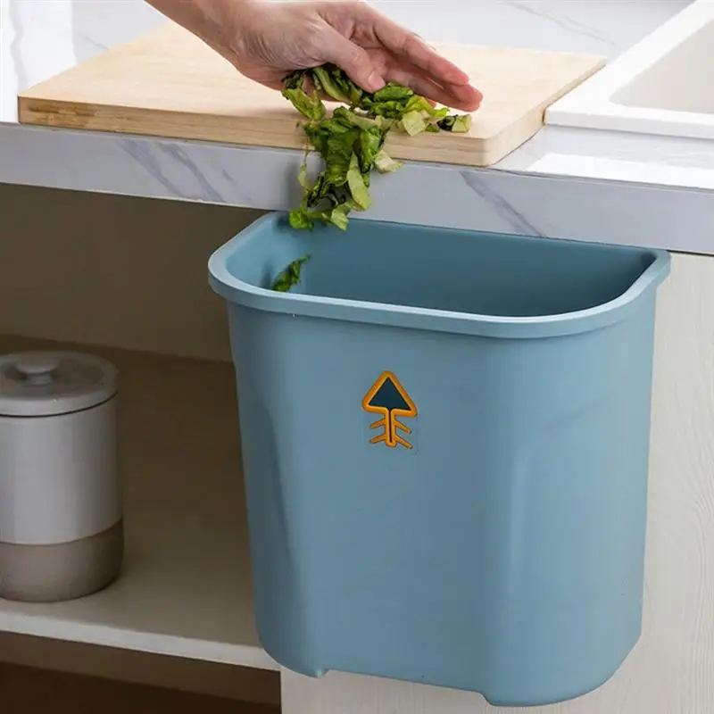 

1pc Kitchen Wall-mounted Trash Can Uncovered Hanging Waste Bin (Random Color)