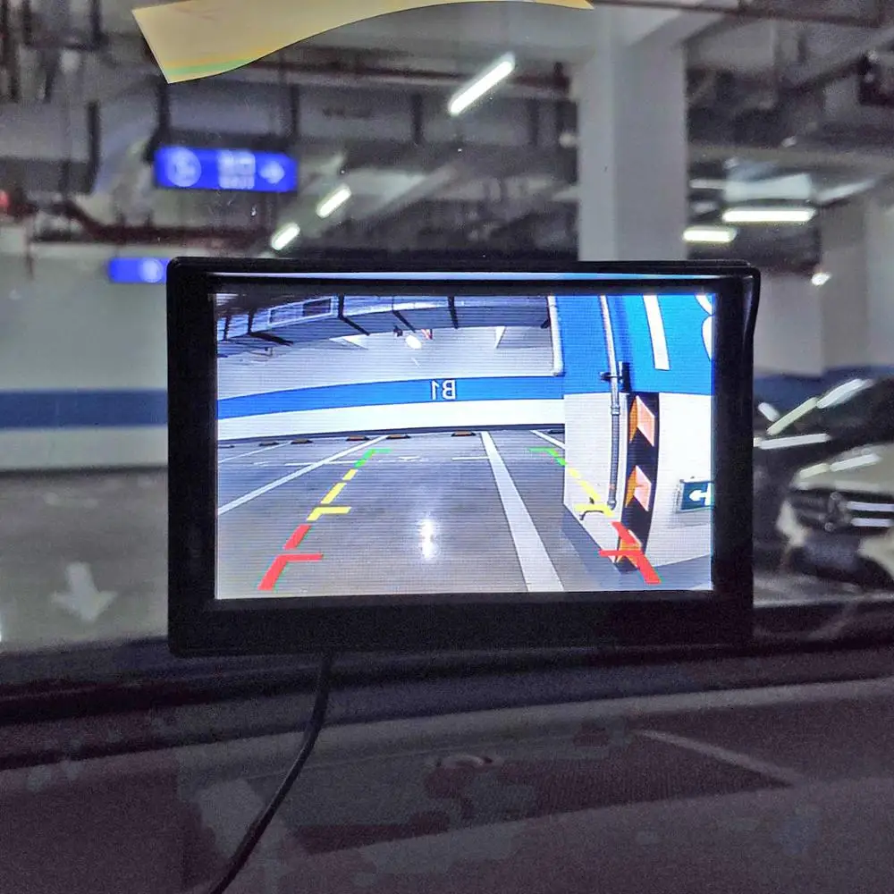 Автомобильная камера заднего вида ЖК-дисплей 5 дюймов присоска и кронштейн |