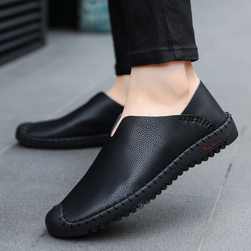 

Men Casual Shoes Black Genuine Leather Men Loafers Moccasins Slip on Men's Flats Breathable Male Driving Shoes Plus Size