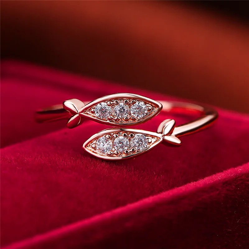 Изящное женское регулируемое кольцо с белым Цирконом обручальное цвета розового