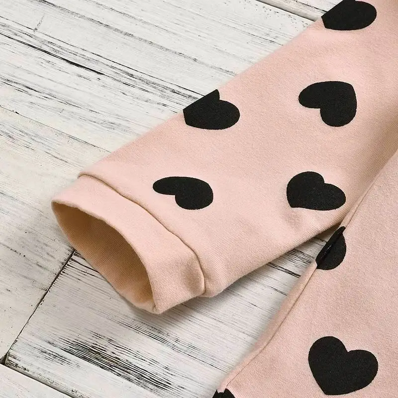 

2020 Autumn Winter New Girls Outfits Love Heart Print Long Sleeve Sweatshirts+pants Suits Girls Clothing Set E1560