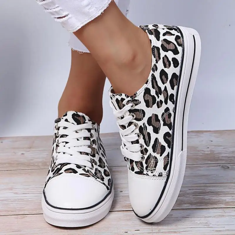 

leopard Canvas Shoes Harajuku Sneakers Fashion New Lace-up Flat Shoes Women Classic Streetwear Wild Zapatos 2021