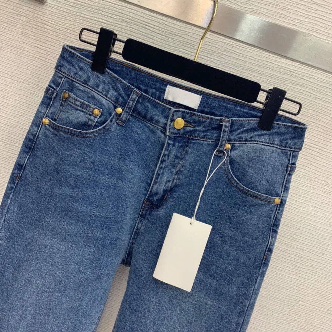 

High Quality Luxury Summer Women Carriage Pattern Embroidered Gold Buckle Decorated High Stretch Stiletto Jeans Pants