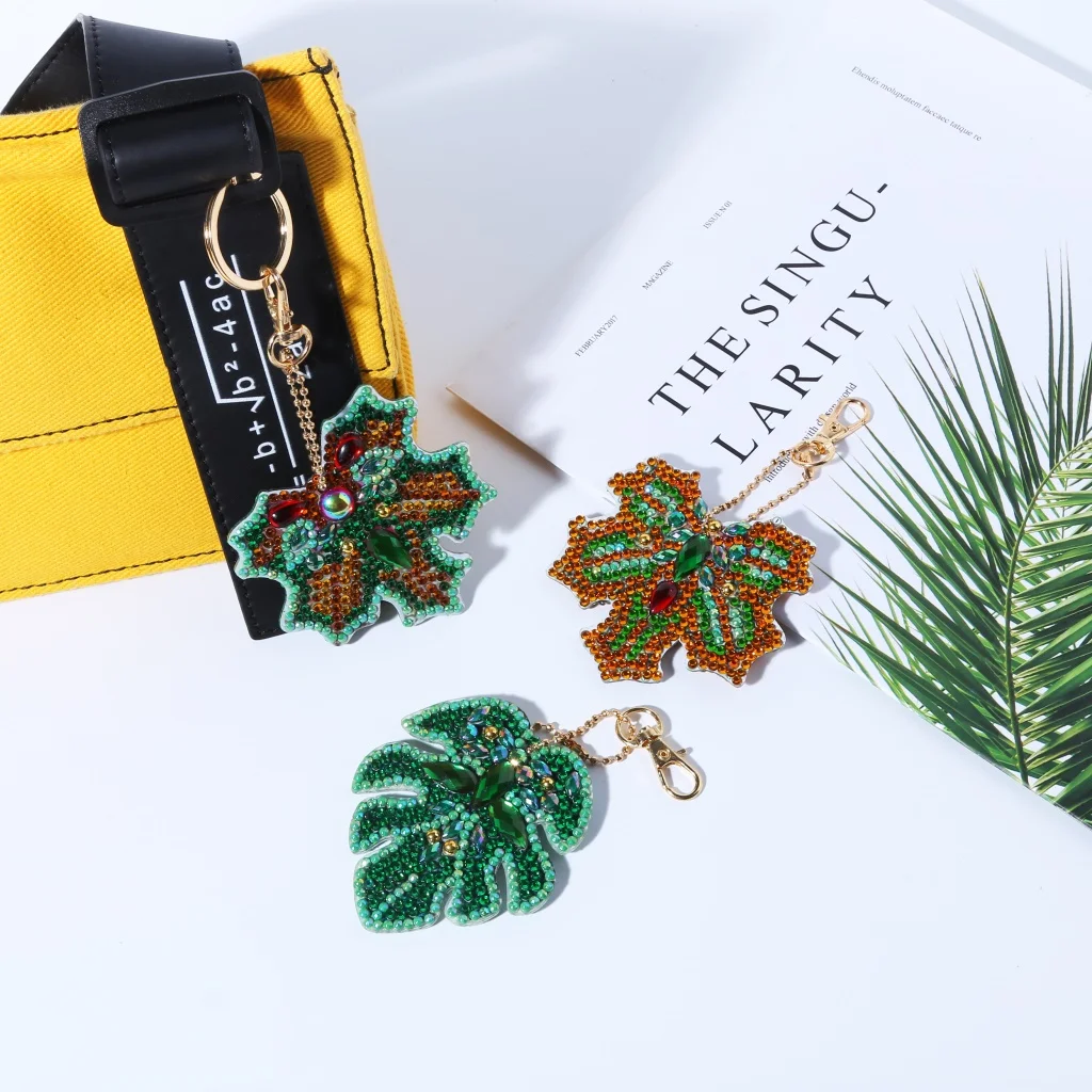 

Diamond Painting Diamond keychain Small Pendant DIY Diamonds 5D Diamond keychain Small Pendant