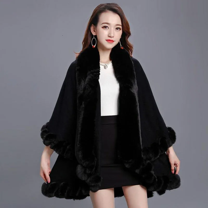 Женская накидка пончо из кроличьего меха красного и черного цвета| |