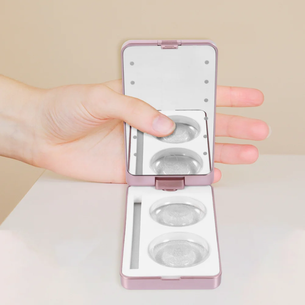 

LED Eyelash Holder Case Cosmetic Eyelashes Storage Box with Makeup Mirror