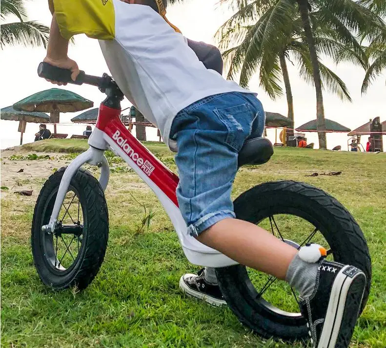 Сверхлегкий 12 &quotДетский велосипед без педали детский для 18M ~ 6 лет Детские