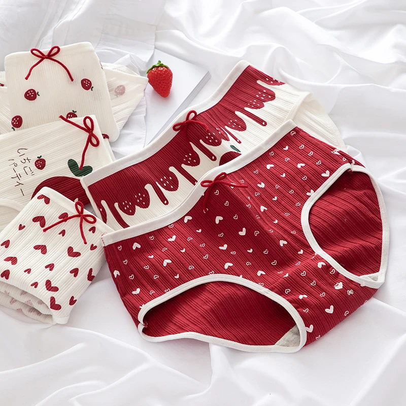 Трусики женские из мягкого хлопка с принтом клубничного сердца | Женская одежда