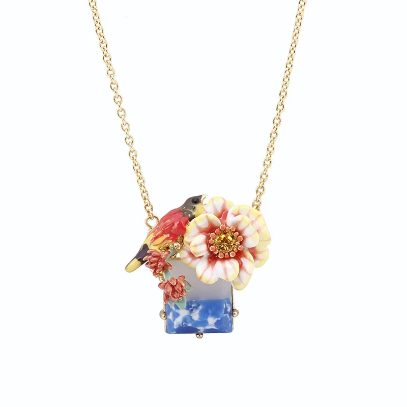 

Fashion Personality New Money Decoration Hand-painted Enamel Glaze Bird Flower Pendant Short Clavicle Chain Necklace Female