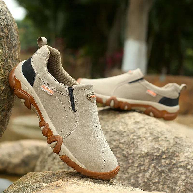 

Outdoor Slip on Men Hiking Shoes Breathable Waterproof Rock Climbing Shoes Men Brown Walking Shoes Anti-Slip Trekking Shoes Men