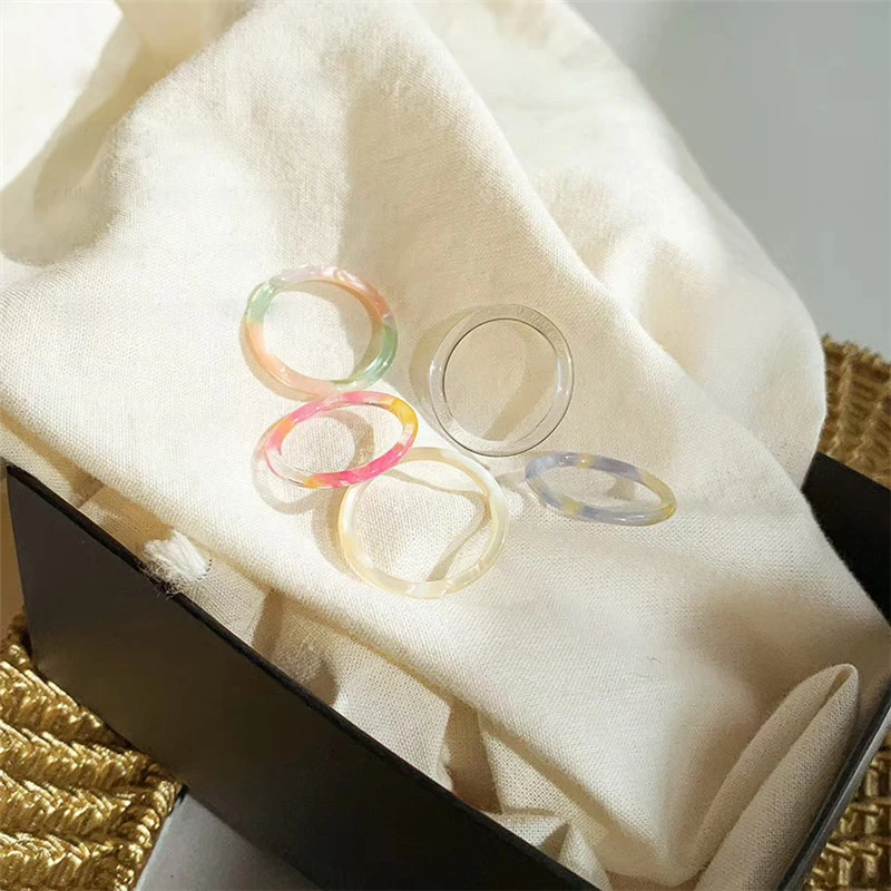 

Fashion Jewelry Vintage Geometric Round Acetate Plate Ring Couples Love Rings For Women Korean Colorful Acrylic Finger Ring Gift