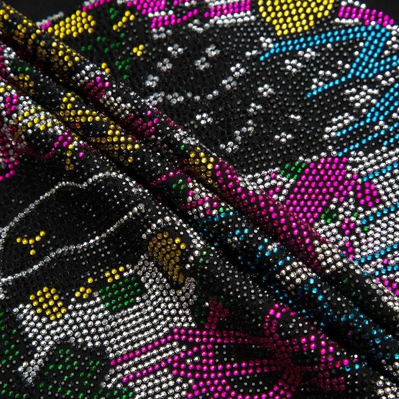 

Self-Cultivation Factory Outlet Slim Fit Within Men's Hoodies Skull Hot Drilling Sweatshirts Plus Velvet Thicker