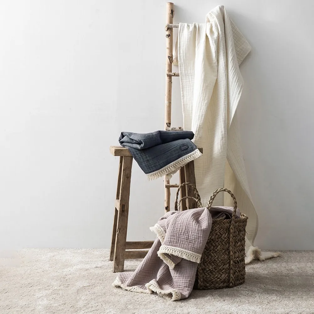 Покрывало одеяло с рисунком трикотажное тканевой нитью Летний Тонкий Палантин