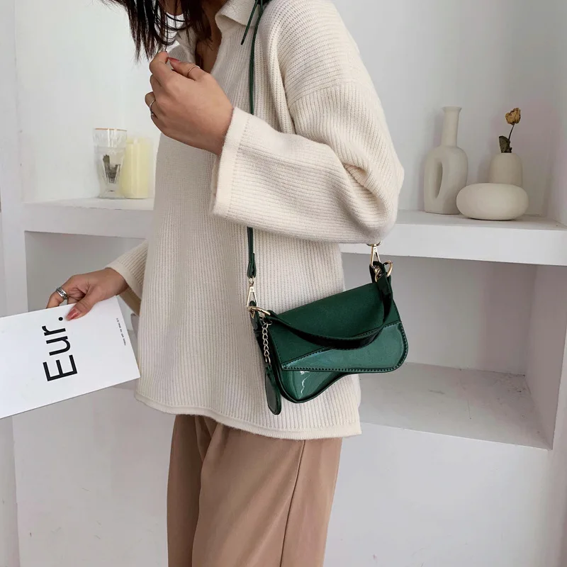 2020 новая женская сумка через плечо Западная мода диагональная Яркая кожаная |