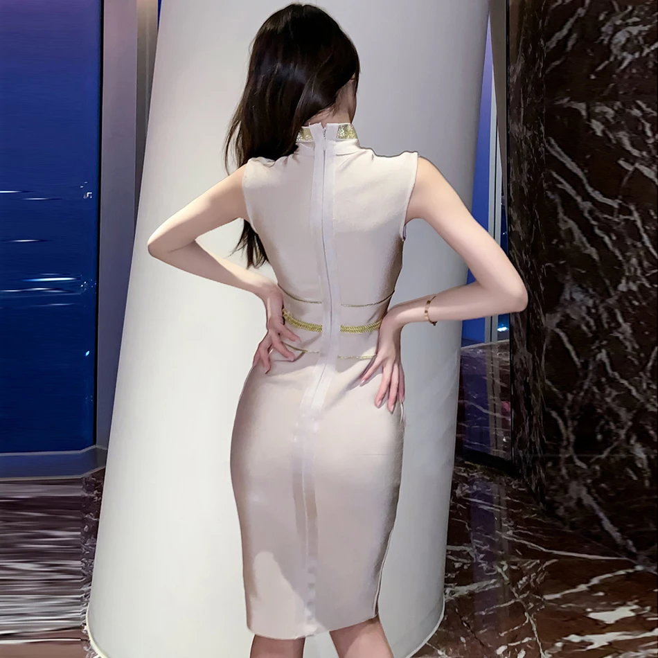 Женское облегающее платье без рукавов абрикосовое на новый год для вечеринки