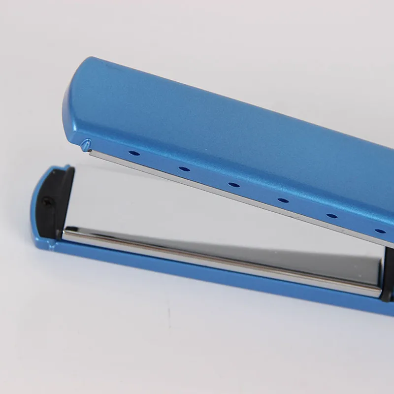 

Professional Flat Iron 11/4 Nano Titanium 450F Temperature Hair Straightener