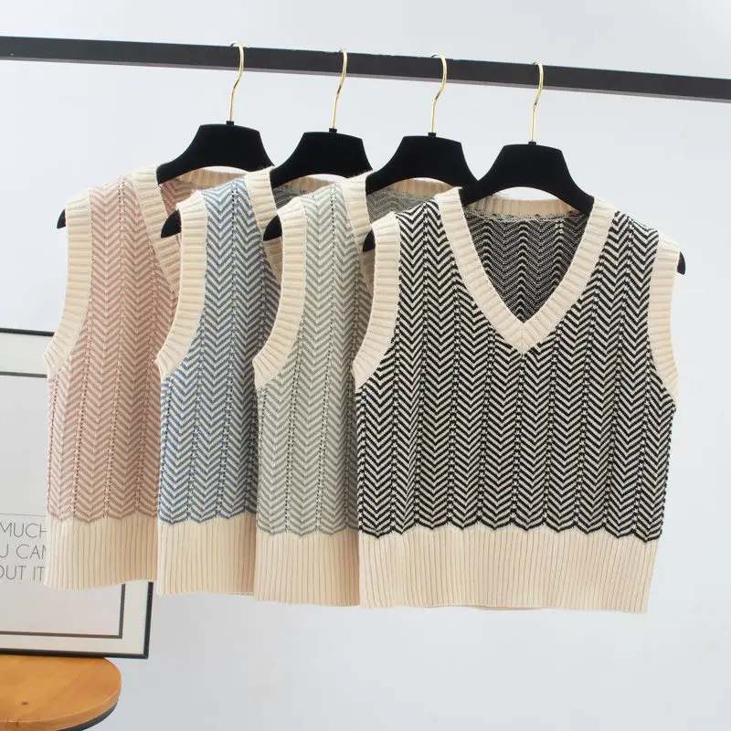 2021 весенне-осенний Короткий трикотажный жилет с v-образным вырезом для женщин