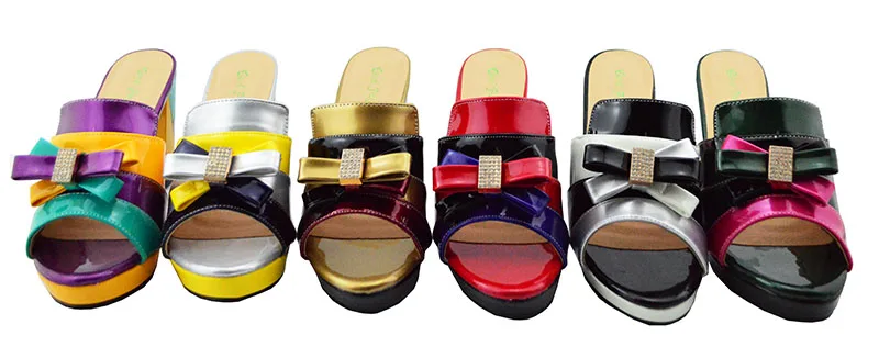 Модные женские итальянские дизайнерские ботинки золотого цвета с подходящей