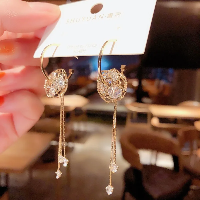 

Fashion Rose Petal Drop Earrings for Women Blue White Long Tassel Dangle Earrings Weddings Party Jewelry Accessories Gift