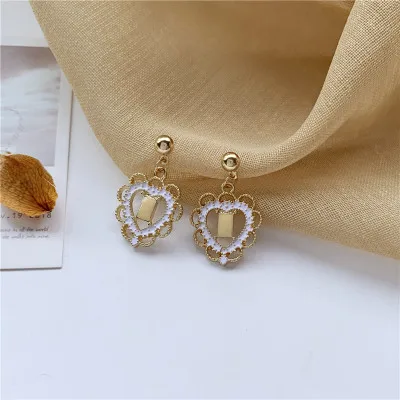 

2020 fashion new pattern retro simple sweet gentle Earrings High quality and elegant Korean Earrings