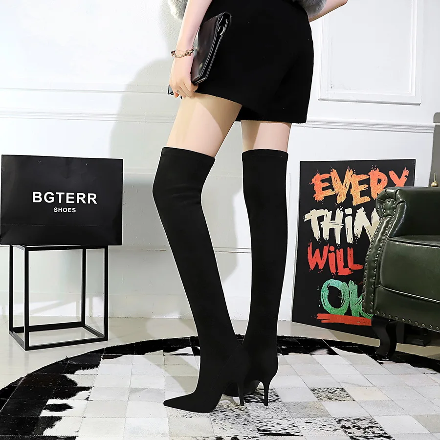 Ботфорты женские модные с острым носком из флока на высоком каблуке зимние