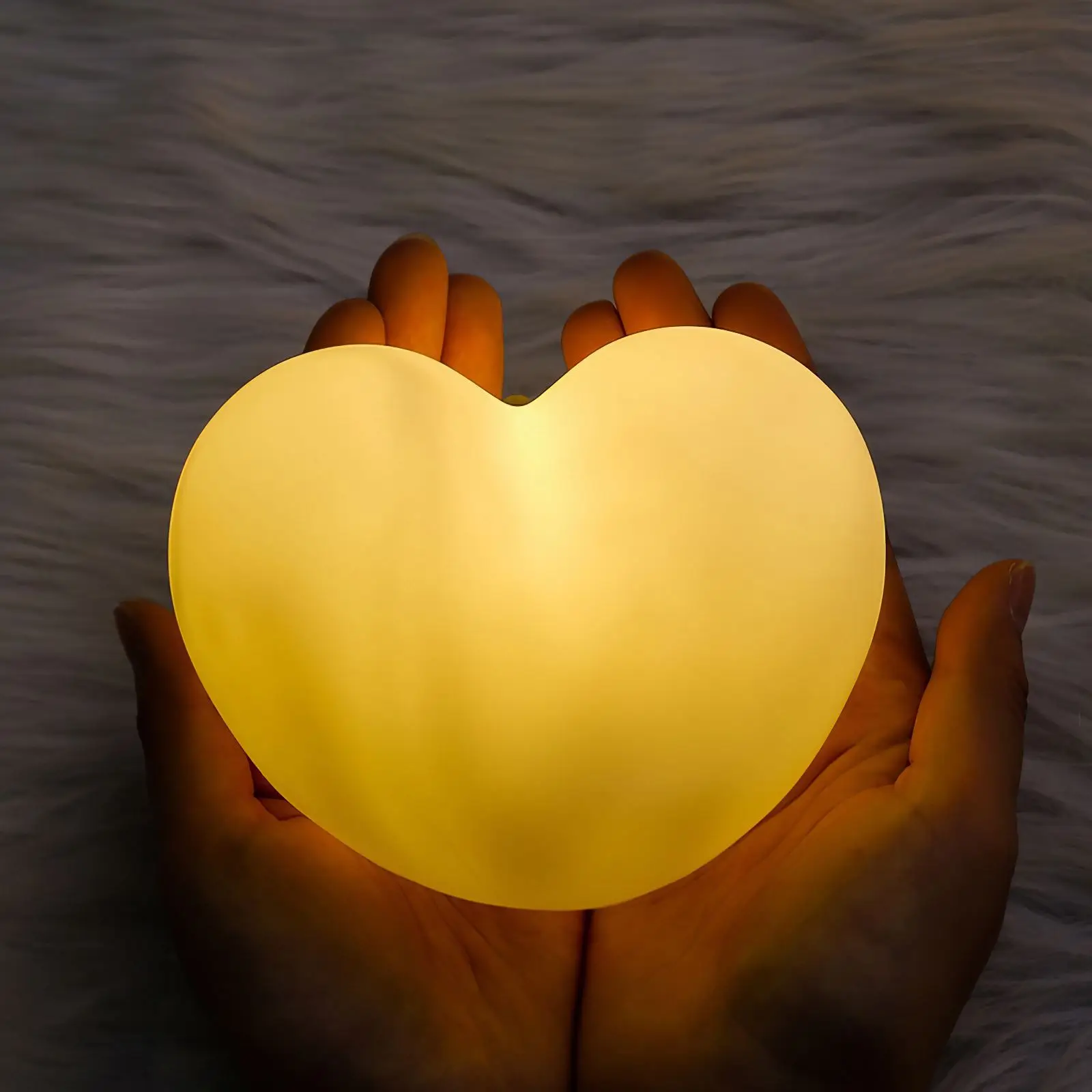 

LED Night Light Vinyl Bedside Lamp Heart-Shaped Night Lamp 3* LR1130 Button Battery Powered Decoration Compact Home Dormitory
