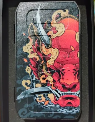 

IJOY Cigpet Capo Box MOD 126w powered by dual 18650 batteries