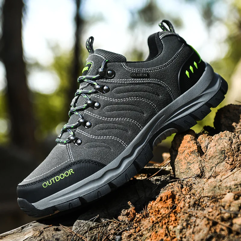 

2021 Winter Men's Low Top Outdoor Mountaineering Shoes Warm Casual Sports Shoes Hiking Shoes Large 39-48#