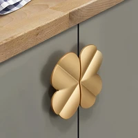 diy four leaf clover shapecreative zinc alloy door knob european furniture handles drawer pulls kitchen cabinet handles