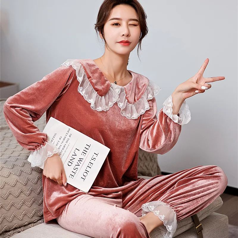 

Velvet Sleepwear Women 2PCS Pajamas Set Cute Ruffles Lace Nightwear 2021 New Pijamas Suit Casual Shirt&Pants Home Clothes