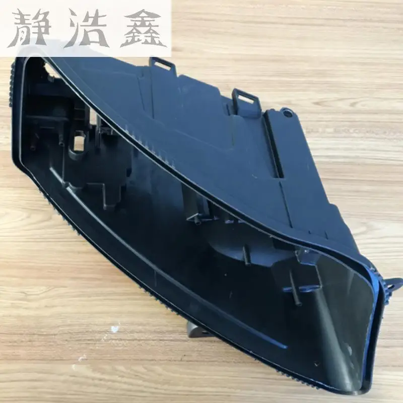 Головной светильник задняя часть корпуса головной основание пластик черный