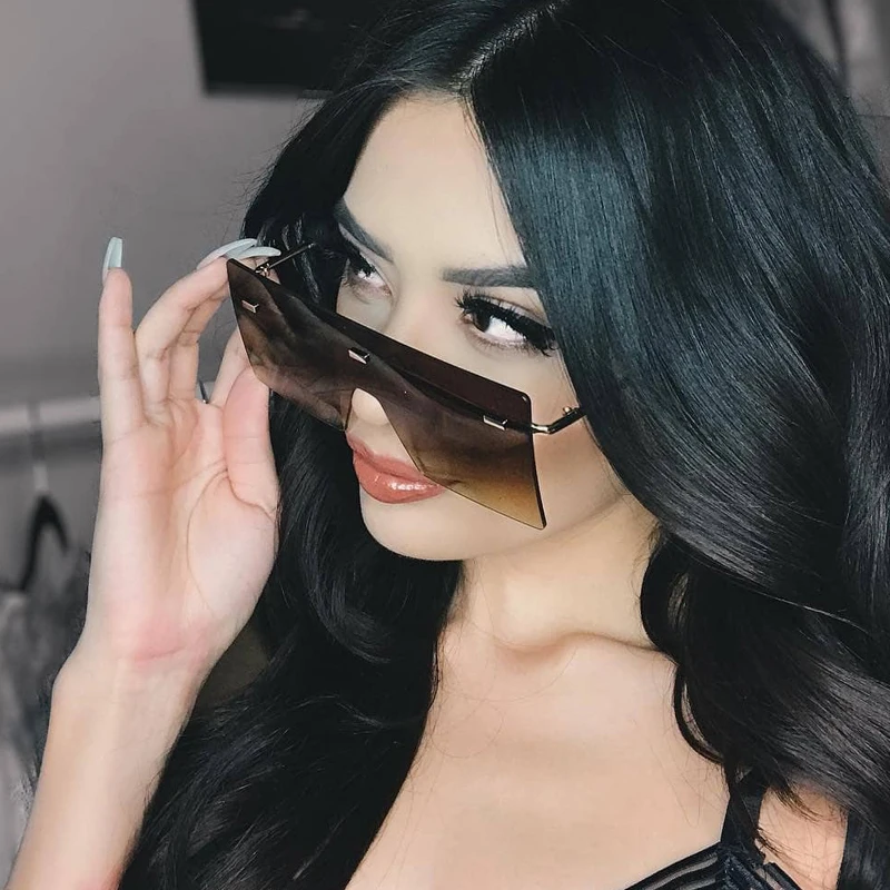 Очки солнцезащитные женские большого размера брендовые цветные зеркальные