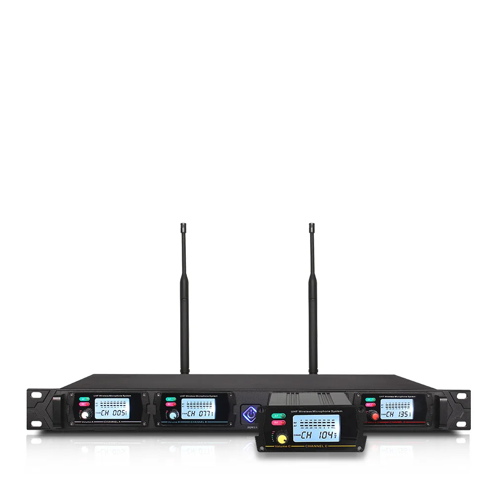 Профессиональный беспроводной микрофон 4 канальный динамический