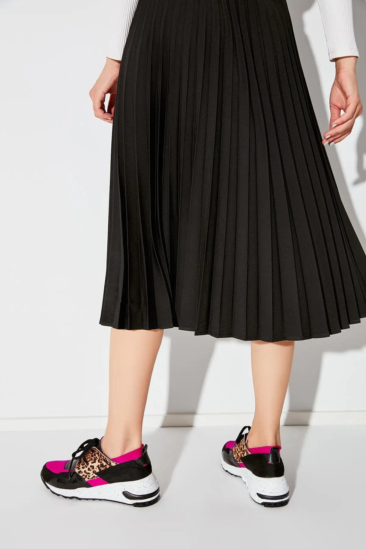 Trendyol фуксия женские кроссовки TAKAW20SN0039
