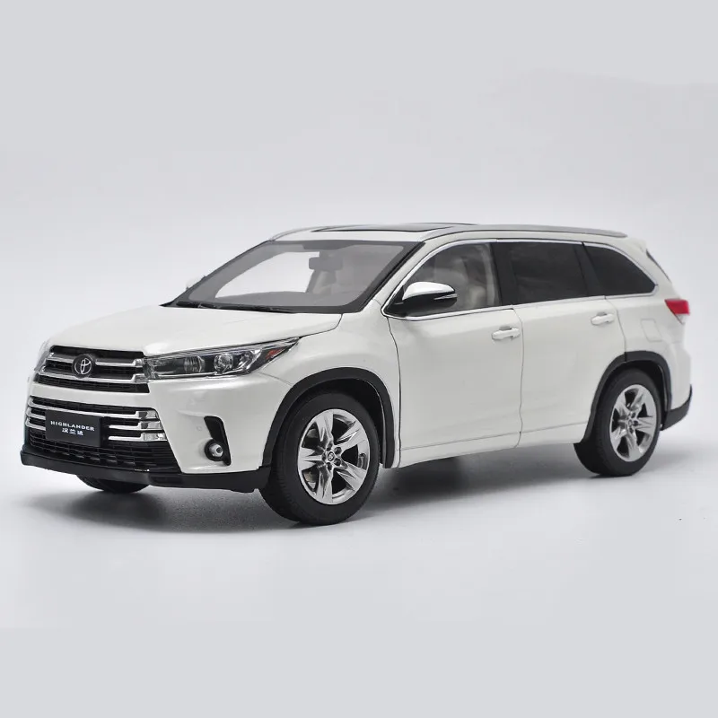 Exquisite gift 1:18 Toyota new Highlander alloy model,simulation die-cast metal collection decoration model,free shipping