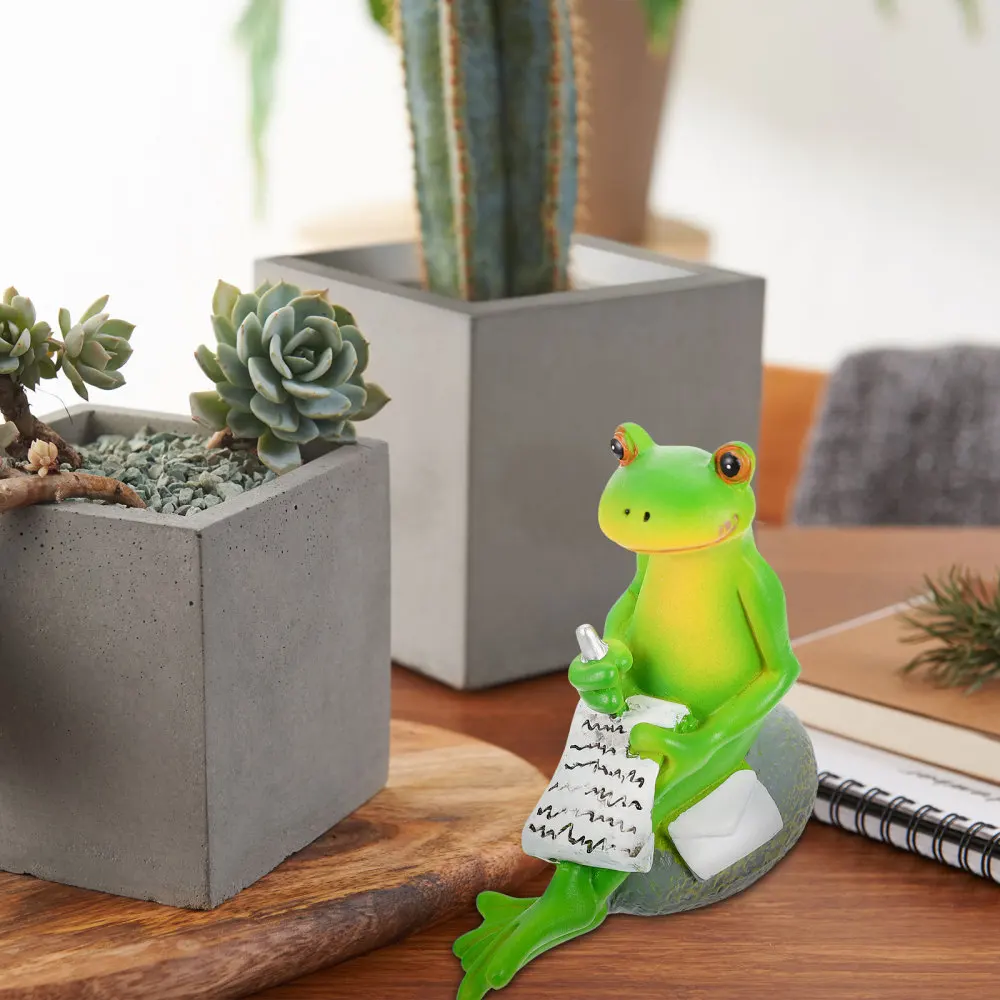 

1pc Creative Frogs Desktop Decor Chic Resin Frogs Ornament Desktop Adornment