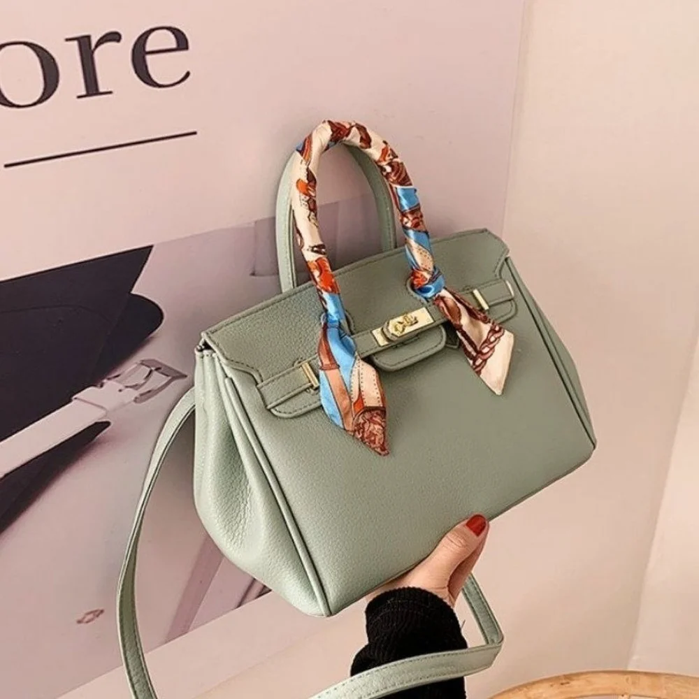 

Retro large capacity Bags for women Female brand luxury designer bag for women bags Shopper bags woman commuter silk scarf soft