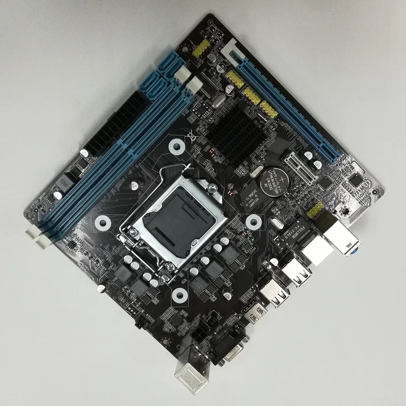 Набор материнских плат для компьютера Hm55 I3 I5 Lga 1156 4G вентилятор памяти Atx