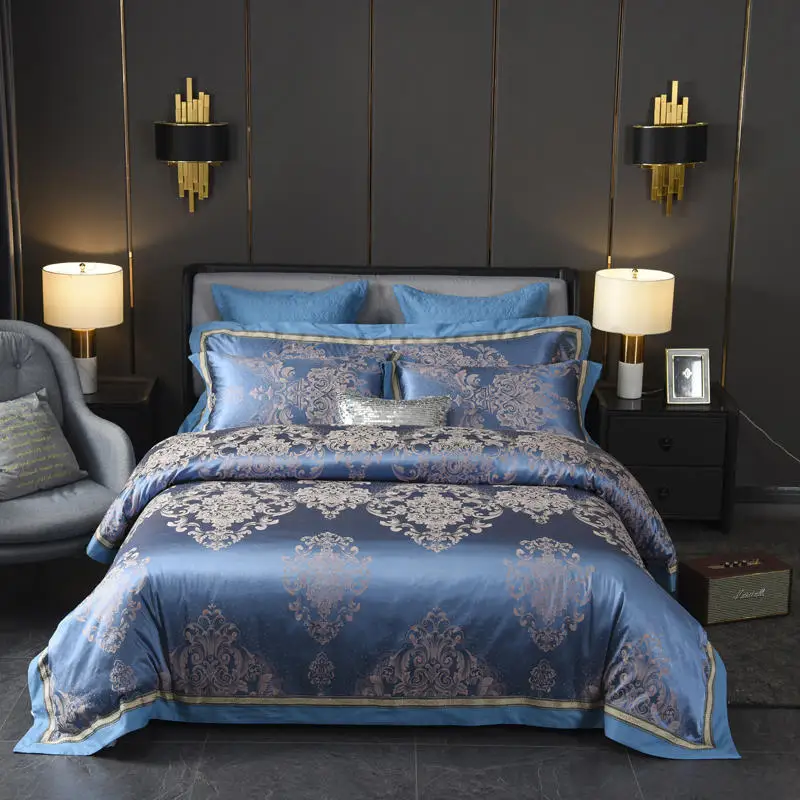 Комплект постельного белья из атласа и жаккарда двусторонний хлопковый