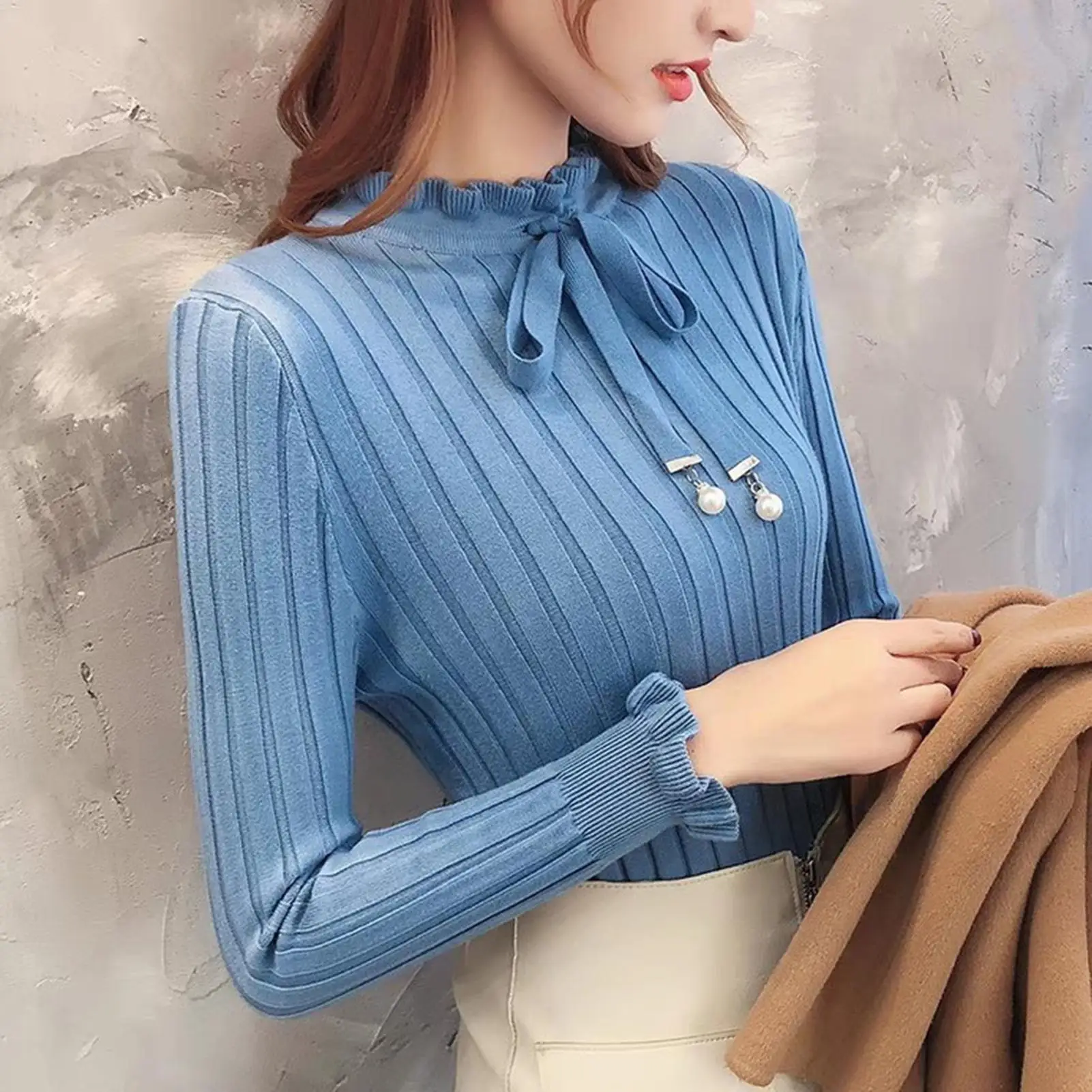 

Женская блузка с длинными рукавами, осенняя однотонная Цвет бантом Тонкий повседне трикотажные футболки с рюшами один размер, женская одеж...