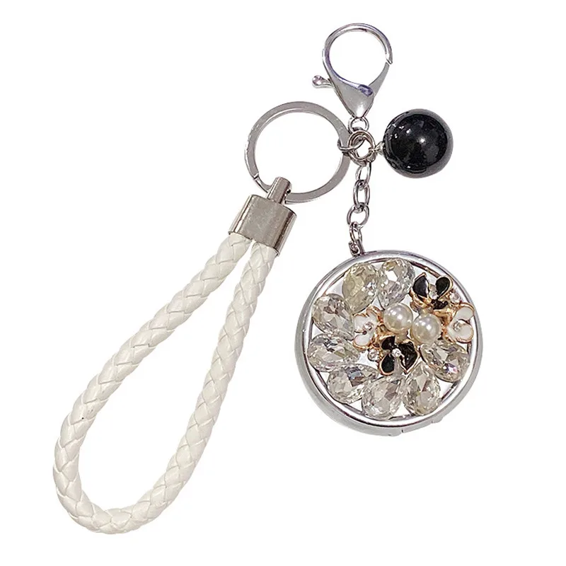 

Creativity Convenient Folding Small Diamond Inlaid Mirror Key Chain With Cosmetic Bag Accessories Keychains Women Gift Key Ring