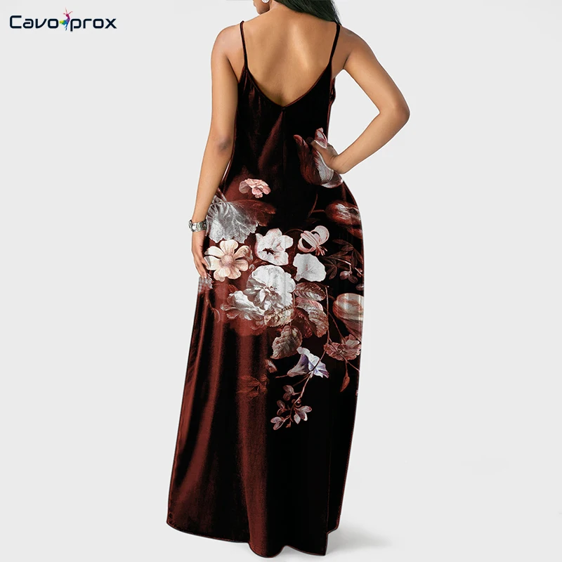Женское платье на бретельках с цветочным принтом без рукавов длина до пола
