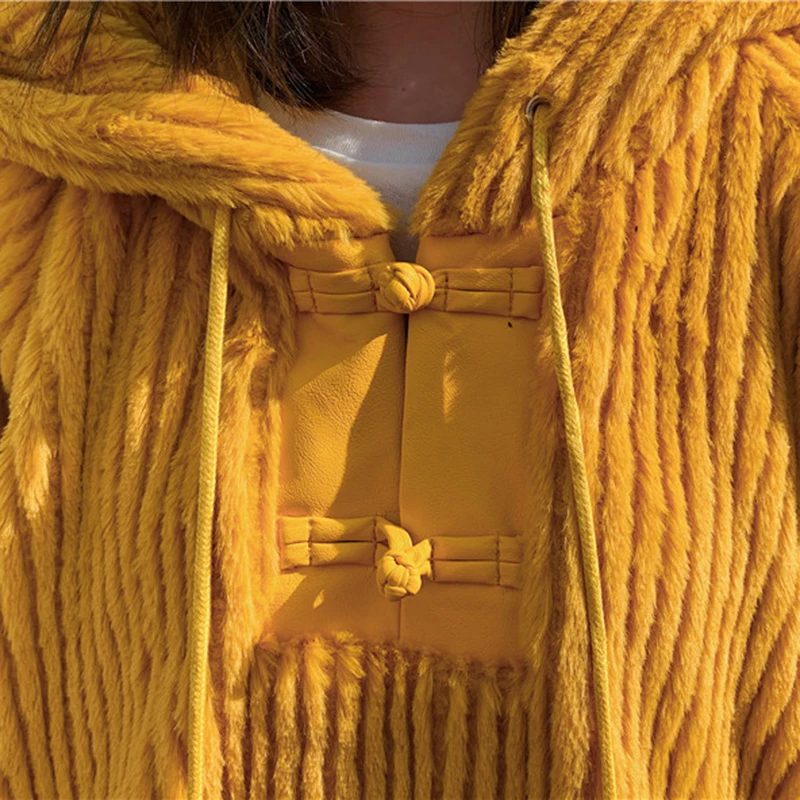 Возможно у женские желтые шерстяные толстовки с капюшоном карманами пуговицами