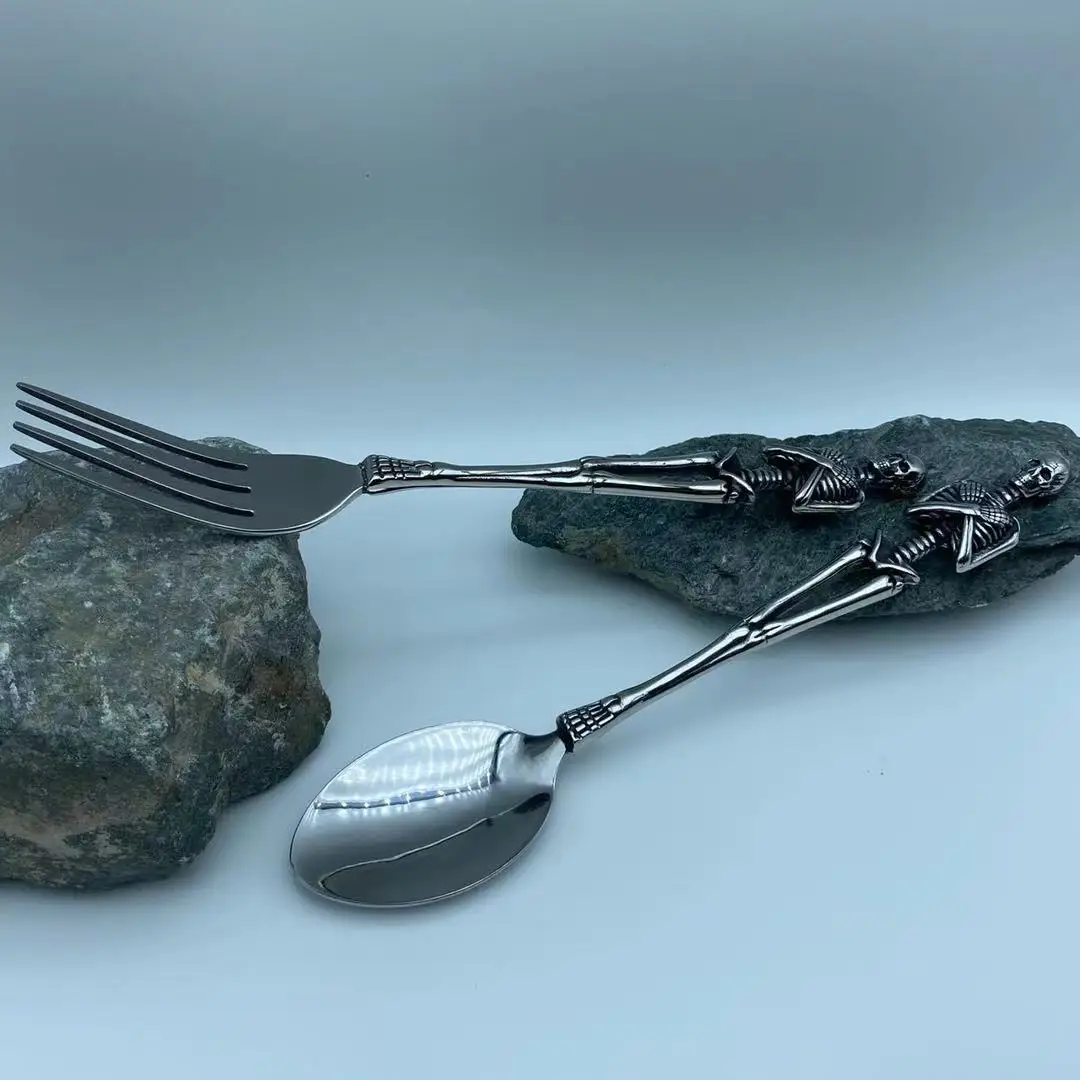 stainless steel skull men fork and spoon jewelry accessories personality fashion charm unique titanium for dinner tool as gift | Украшения