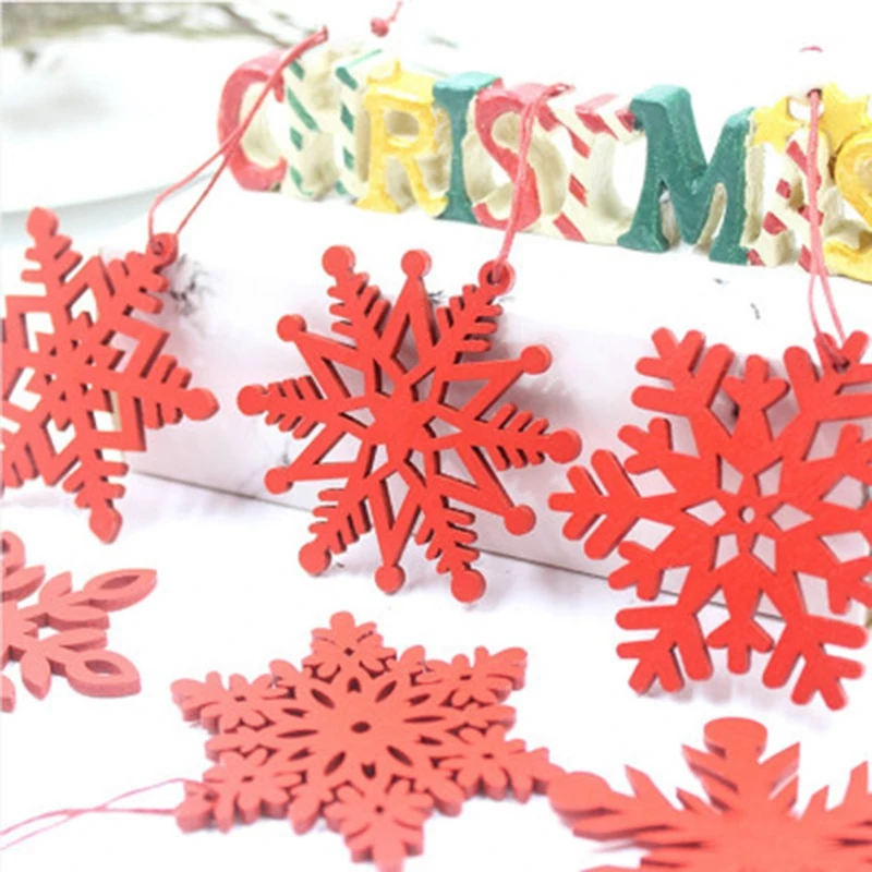 

30PCS Snowflakes Christmas Wooden Pendants Ornaments for Xmas Tree Ornaments Christmas Party Decorations