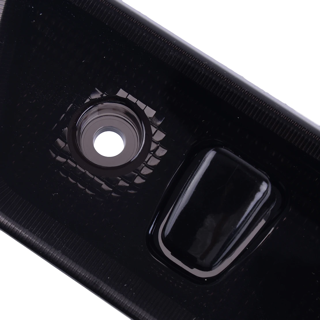 

DWCX 12V High Mount Rear LED Third 3rd Brake Stop Reverse Lamp Light Black Fit For Jeep Grand Cherokee 2005-2007 2008 2009 2010