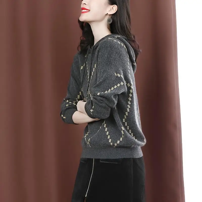 

2021 Autumn Winter Women New Casual Loose Printed Jumper Lady Thick Warm Hooded Long Sleeve Sweater Female Vintage Pullover K618