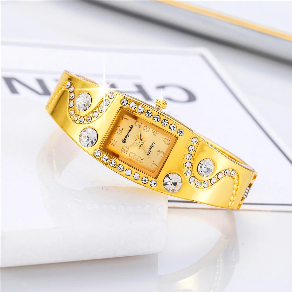 Женские кварцевые наручные часы с квадратным циферблатом полностью золотистые