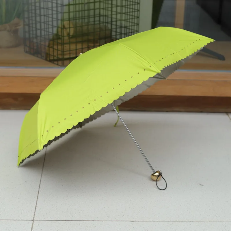 Трехсложный зонт с волнистым краем для женщин с покрытием золотого цвета, защитой от солнца и дождя, двухцветный, ветроустойчивый и прочный.